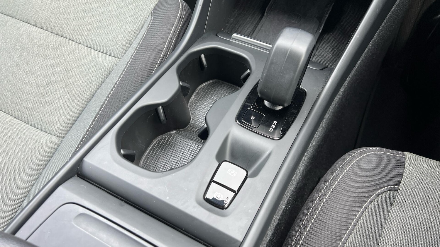 Used Volvo XC40 2023 for sale - 77400492: Photo 24