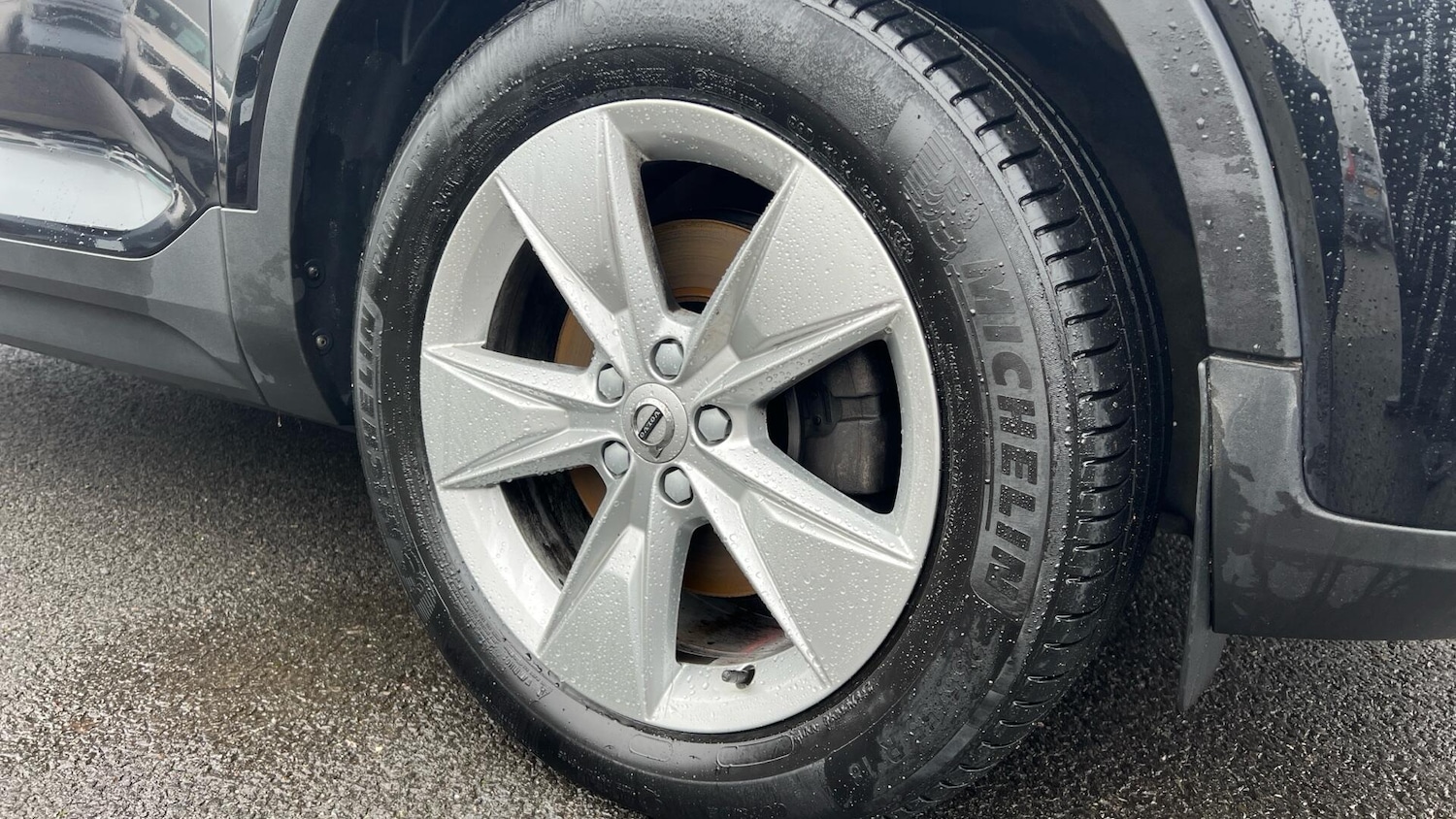 Used Volvo XC40 2023 for sale - 77400492: Photo 35