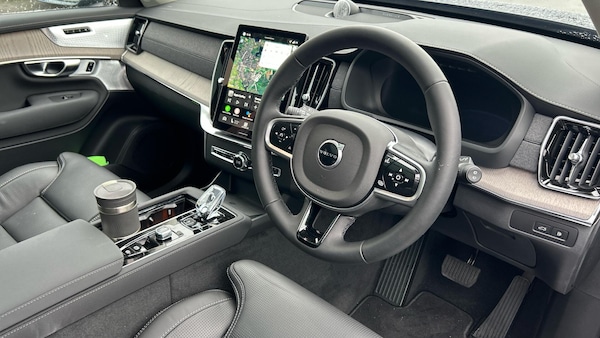 Used Volvo XC90 2025 for sale - 76151566: Photo 4