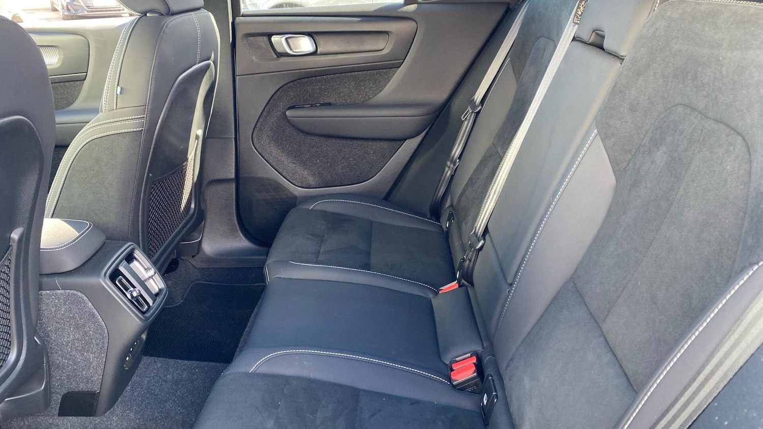 Used Volvo XC40 2026 for sale - 78204314: Photo 7