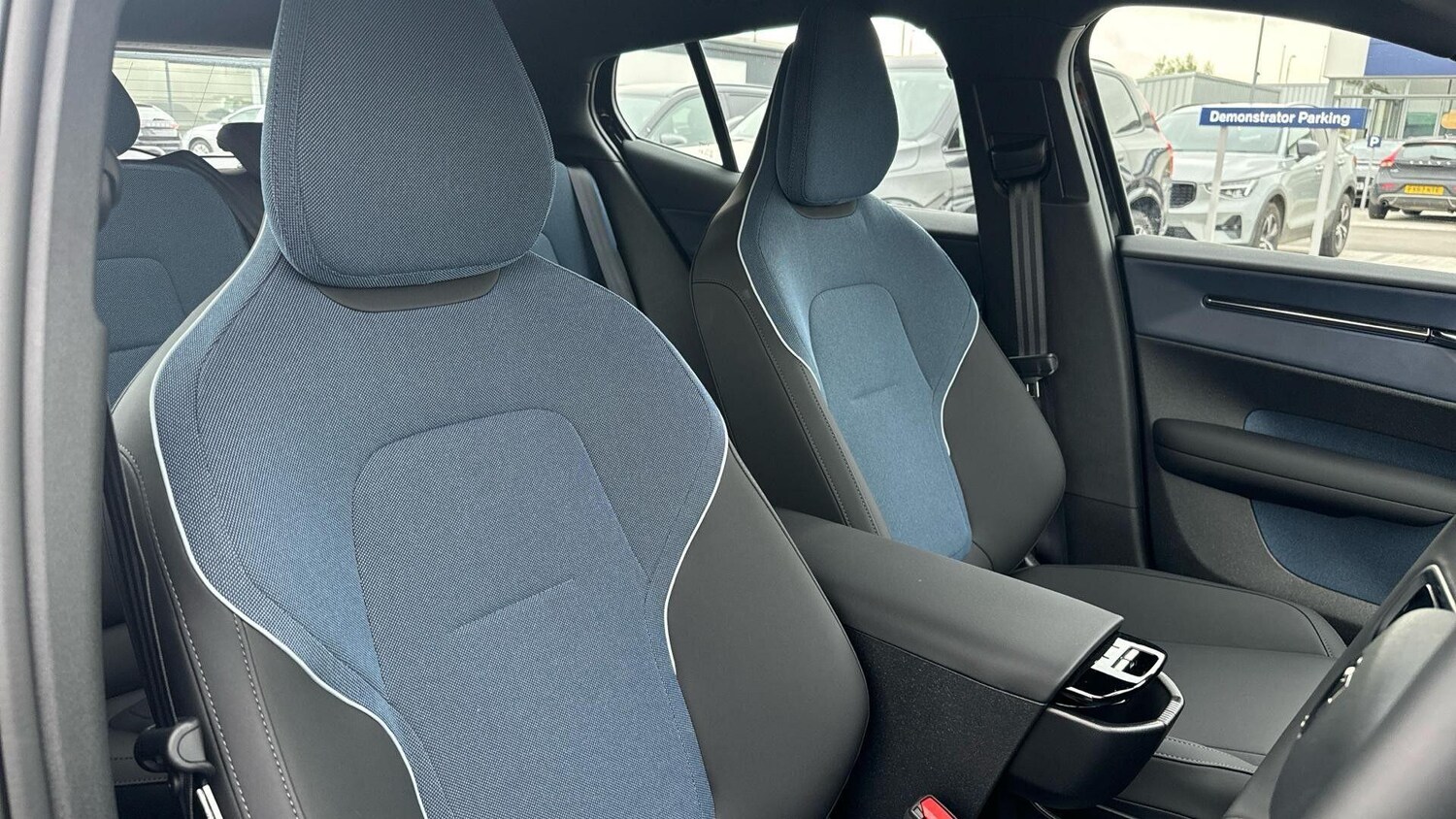 Used Volvo EX30 for sale - 77823698: Photo 19