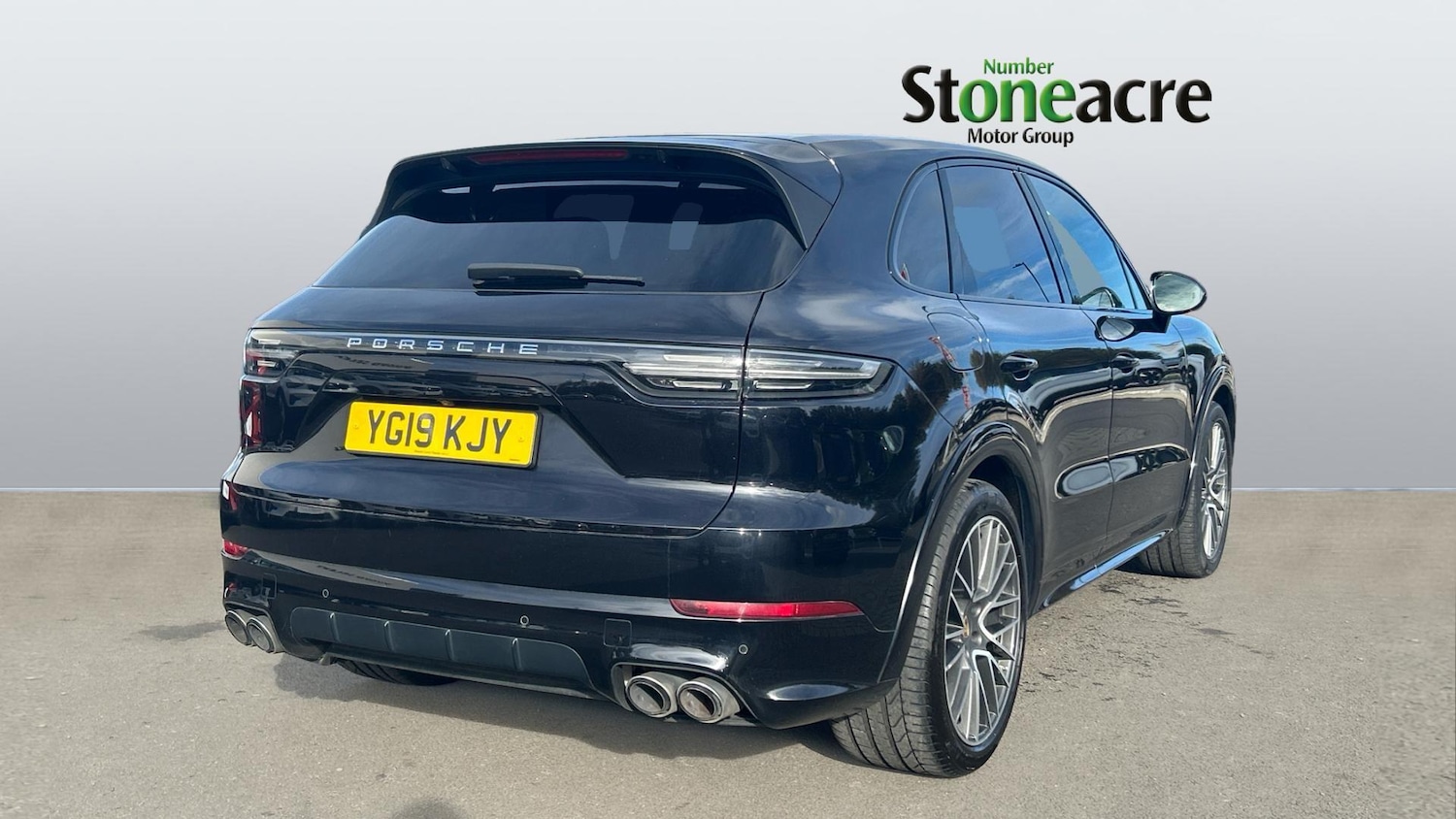 Used Porsche Cayenne 2019 for sale - 76389415: Photo 2