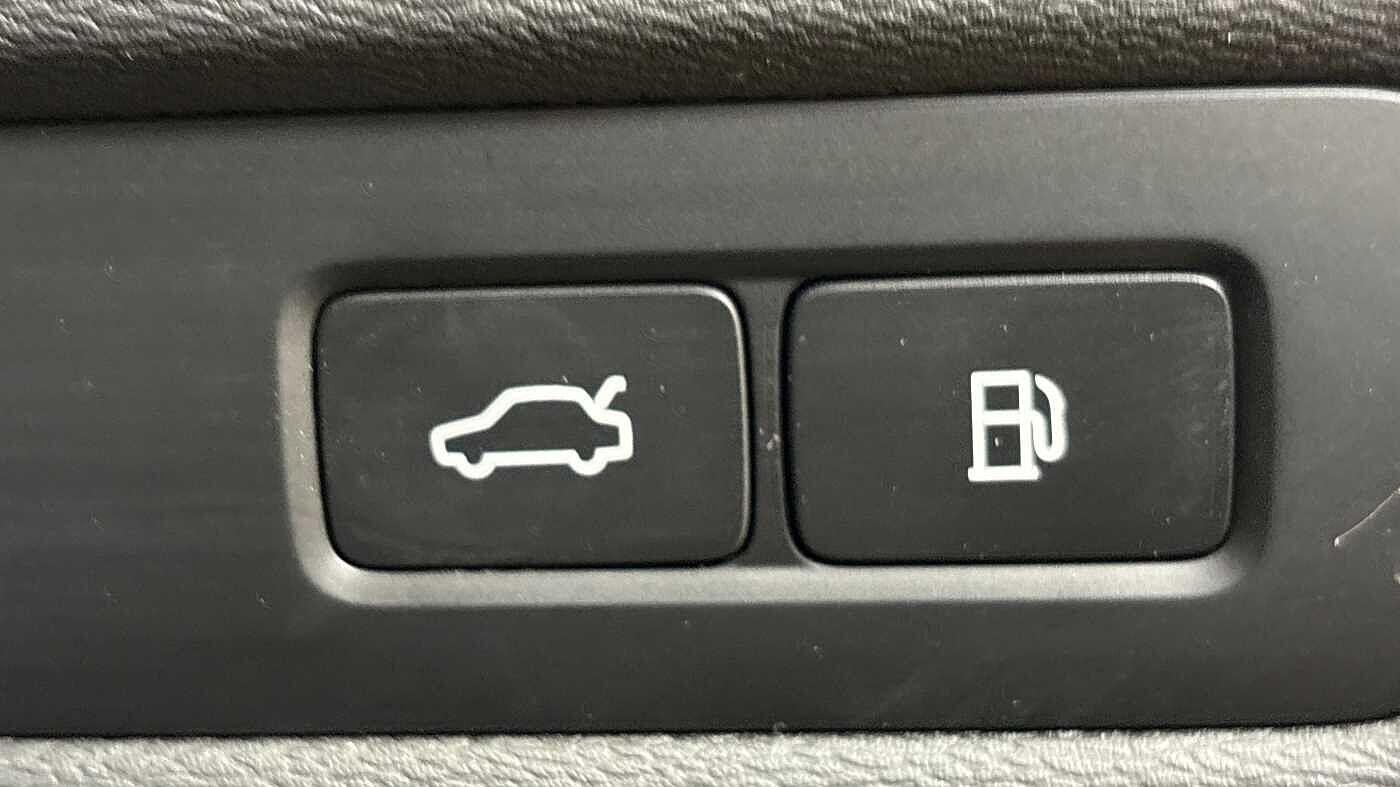 Used Volvo XC60 2025 for sale - 78115321: Photo 30