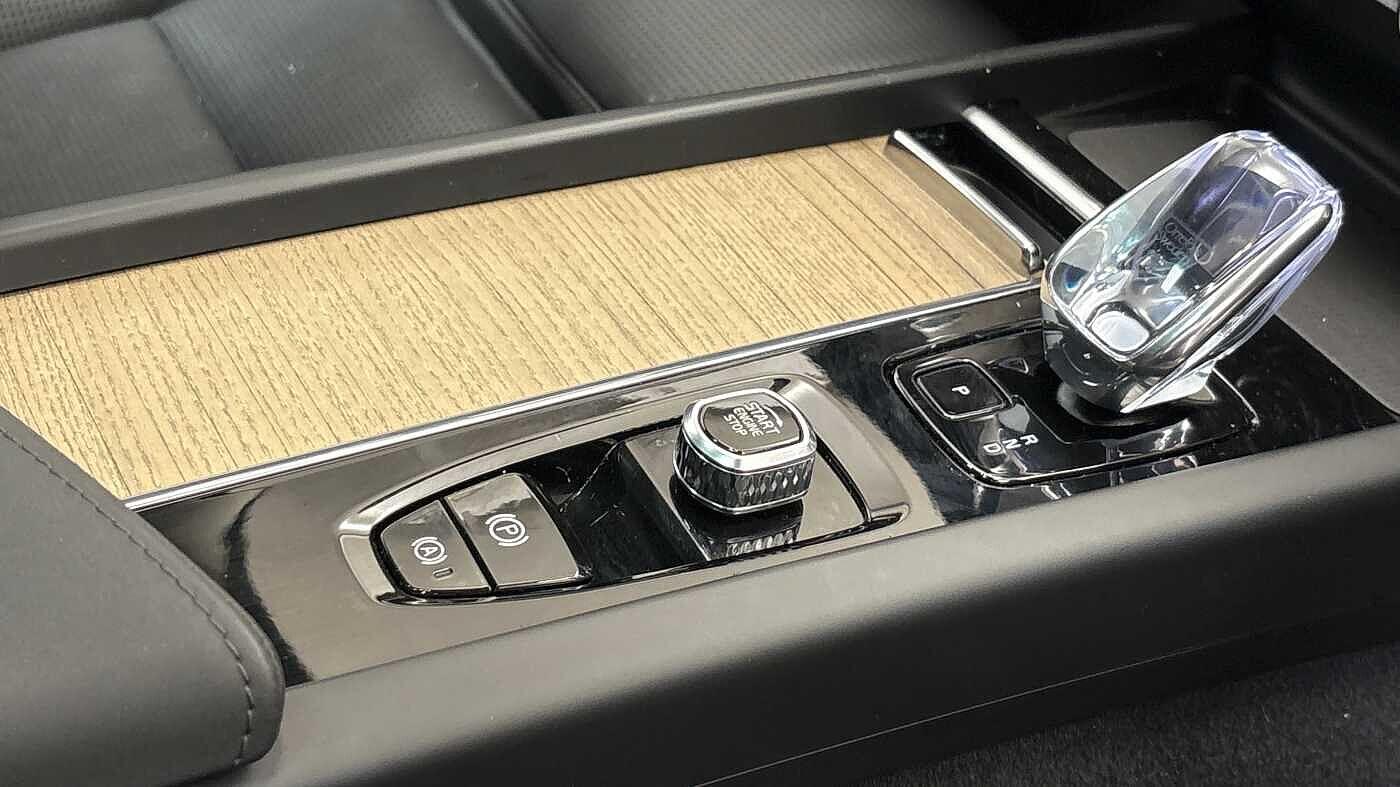 Used Volvo XC60 2025 for sale - 78115321: Photo 32