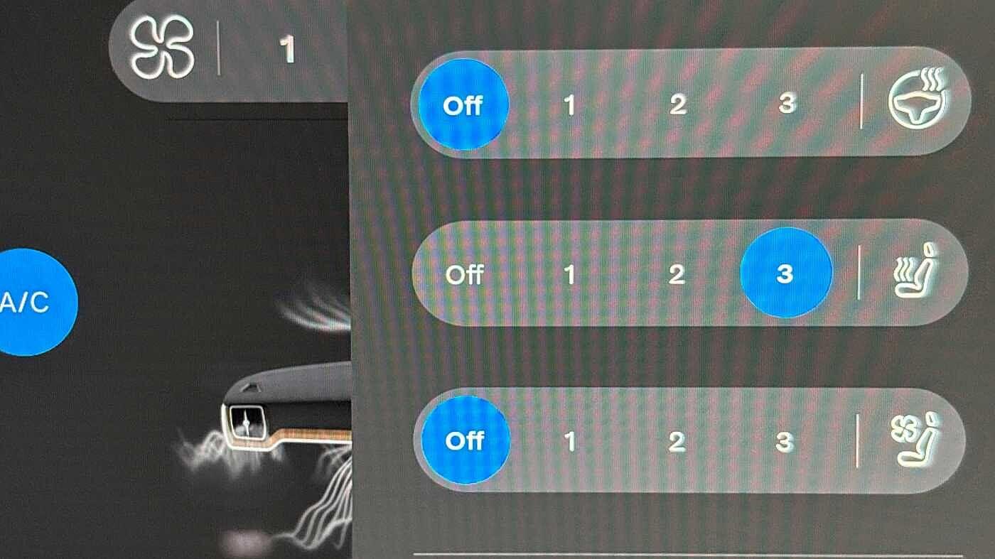 Used Volvo XC60 2025 for sale - 78115321: Photo 41