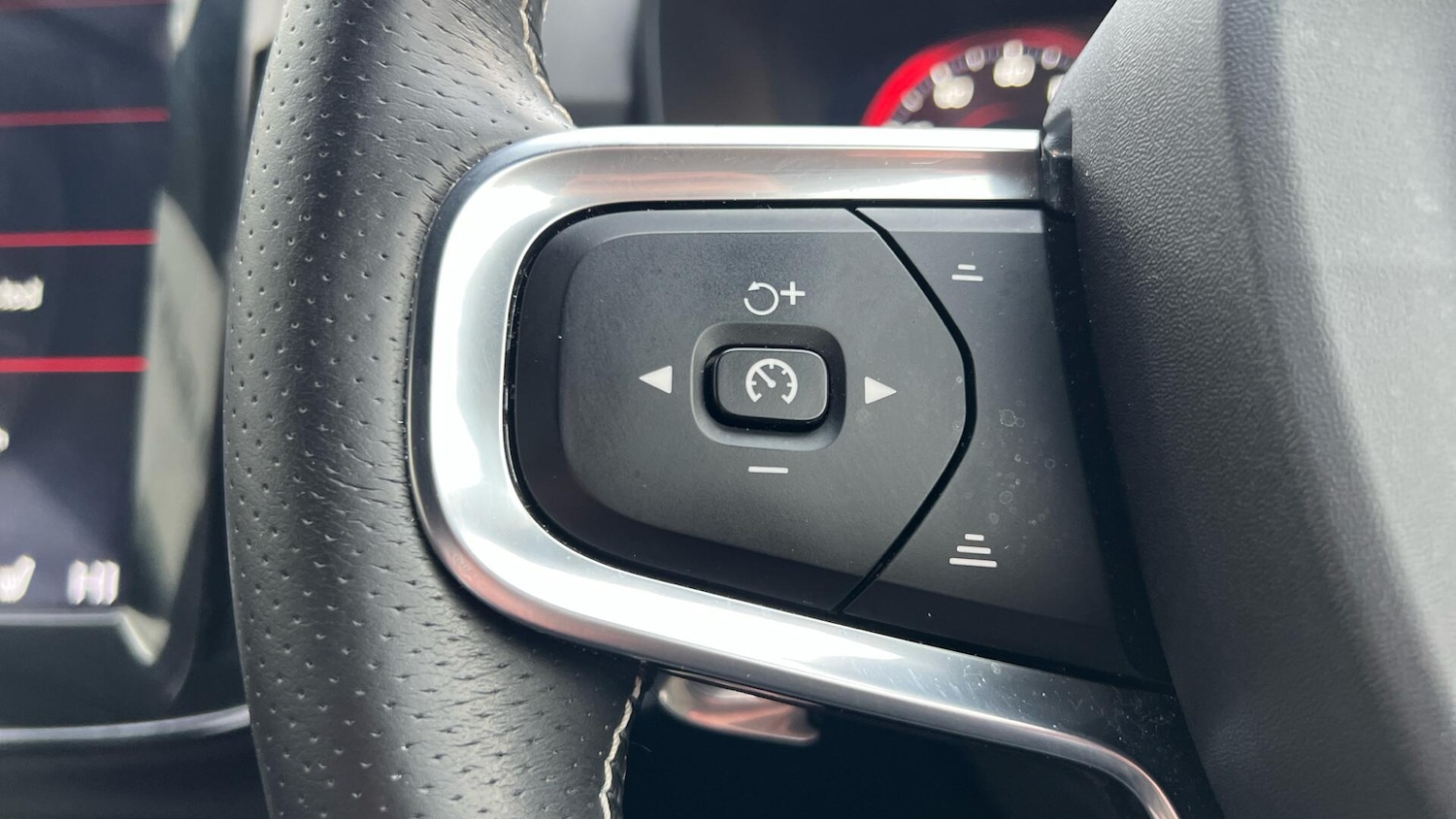 Used Volvo XC40 2020 for sale - 77705275: Photo 21