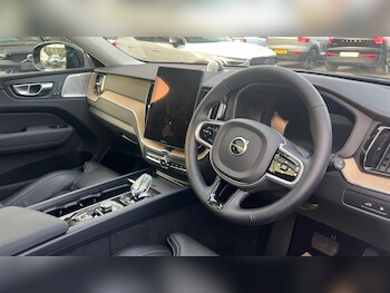 Used Volvo XC60 2025 for sale - 78448302: Photo