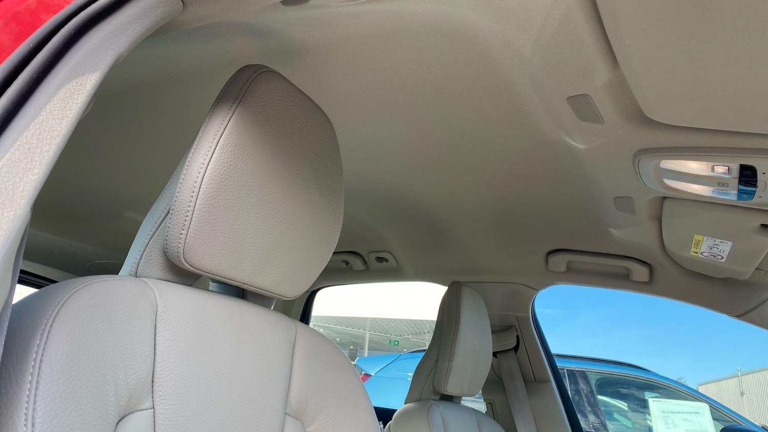 Used Volvo XC60 2023 for sale - 76121897: Photo 30