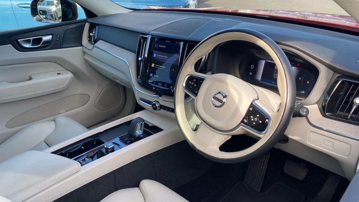 Used Volvo XC60 2023 for sale - 76121897: Photo 4