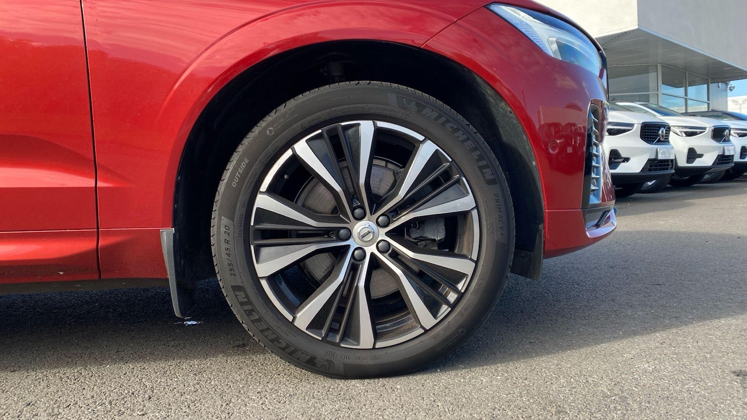 Used Volvo XC60 2023 for sale - 76121897: Photo 8