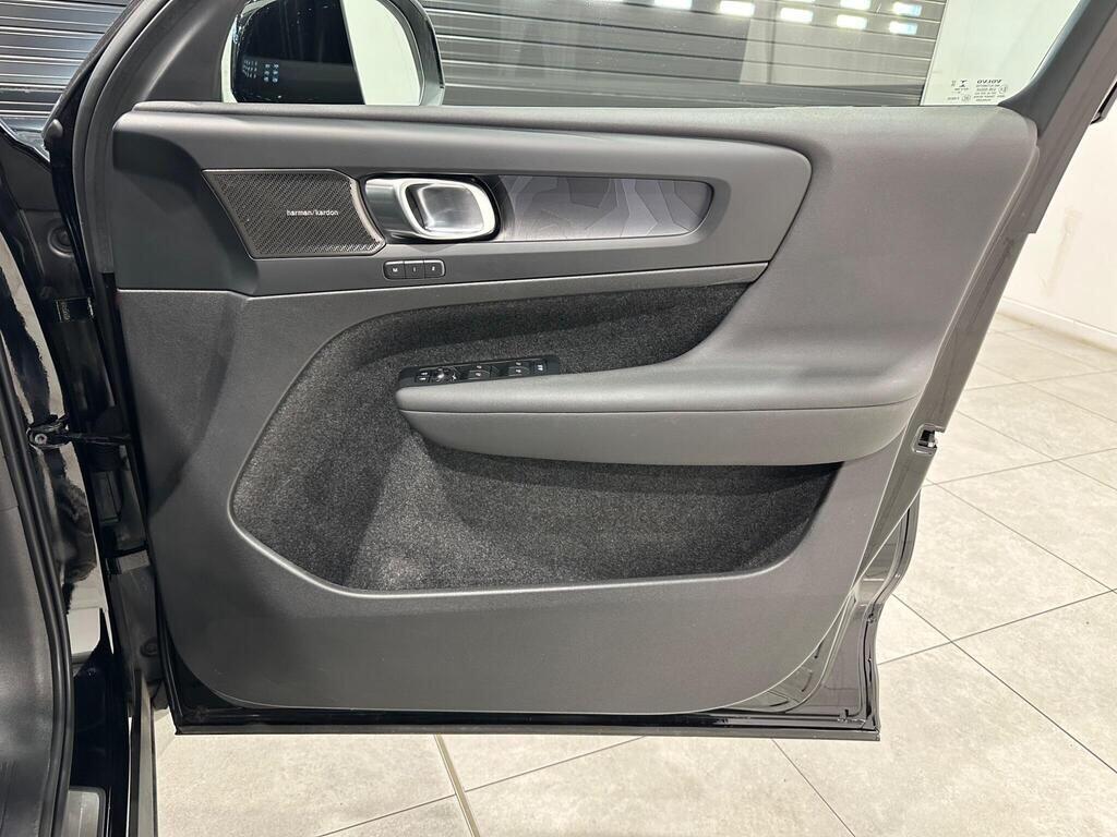 Used Volvo XC40 2022 for sale - 76926967: Photo 21