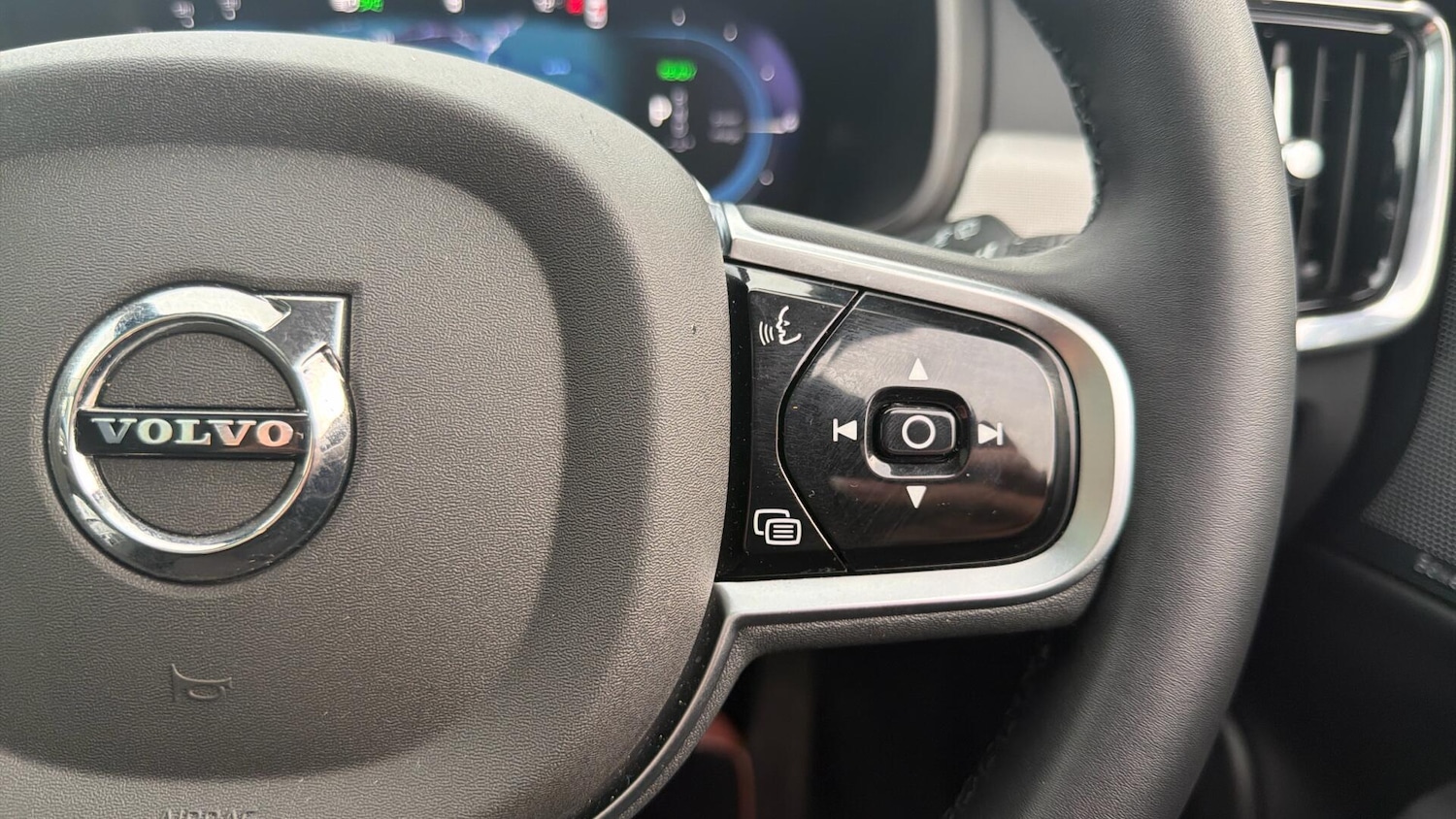 Used Volvo V90 2024 for sale - 76446868: Photo 23