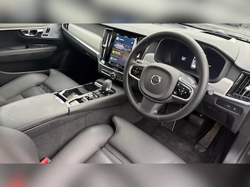 Used Volvo V90 2024 for sale - 76446868: Photo