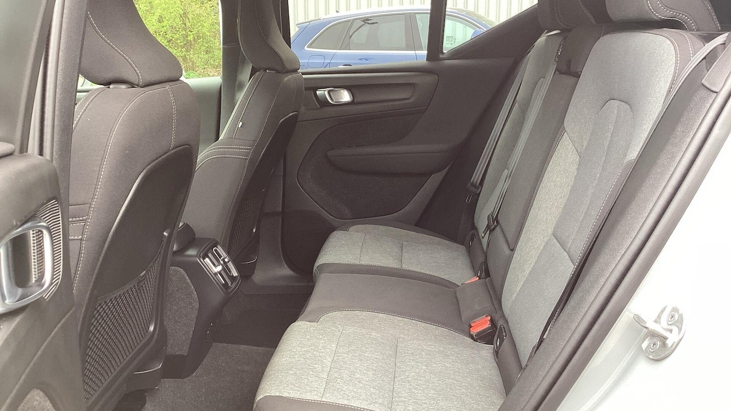 Used Volvo XC40 for sale - 77752811: Photo 4