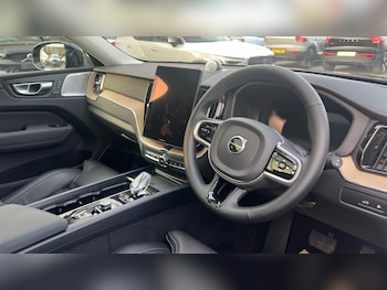 Used Volvo XC60 2025 for sale - 78572990: Photo