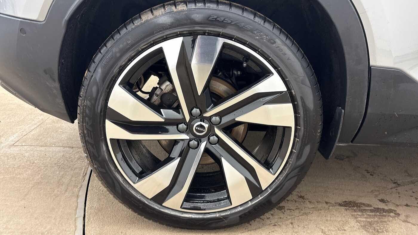 Used Volvo XC40 2025 for sale - 76952640: Photo 16