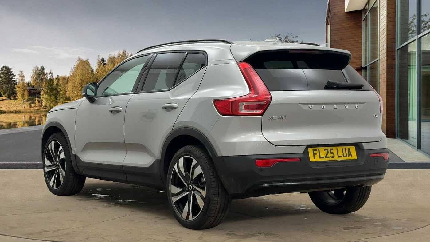 Used Volvo XC40 2025 for sale - 76952640: Photo 5