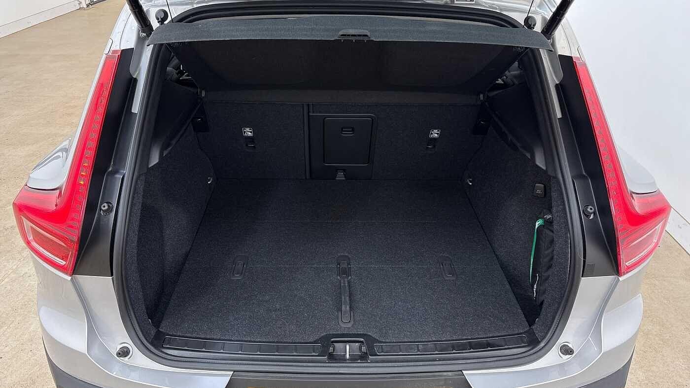 Used Volvo XC40 2024 for sale - 77163049: Photo 14