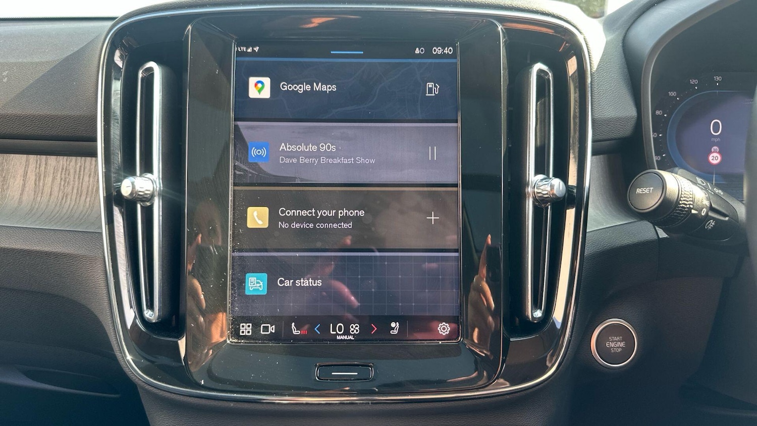 Used Volvo XC40 2024 for sale - 77144579: Photo 64