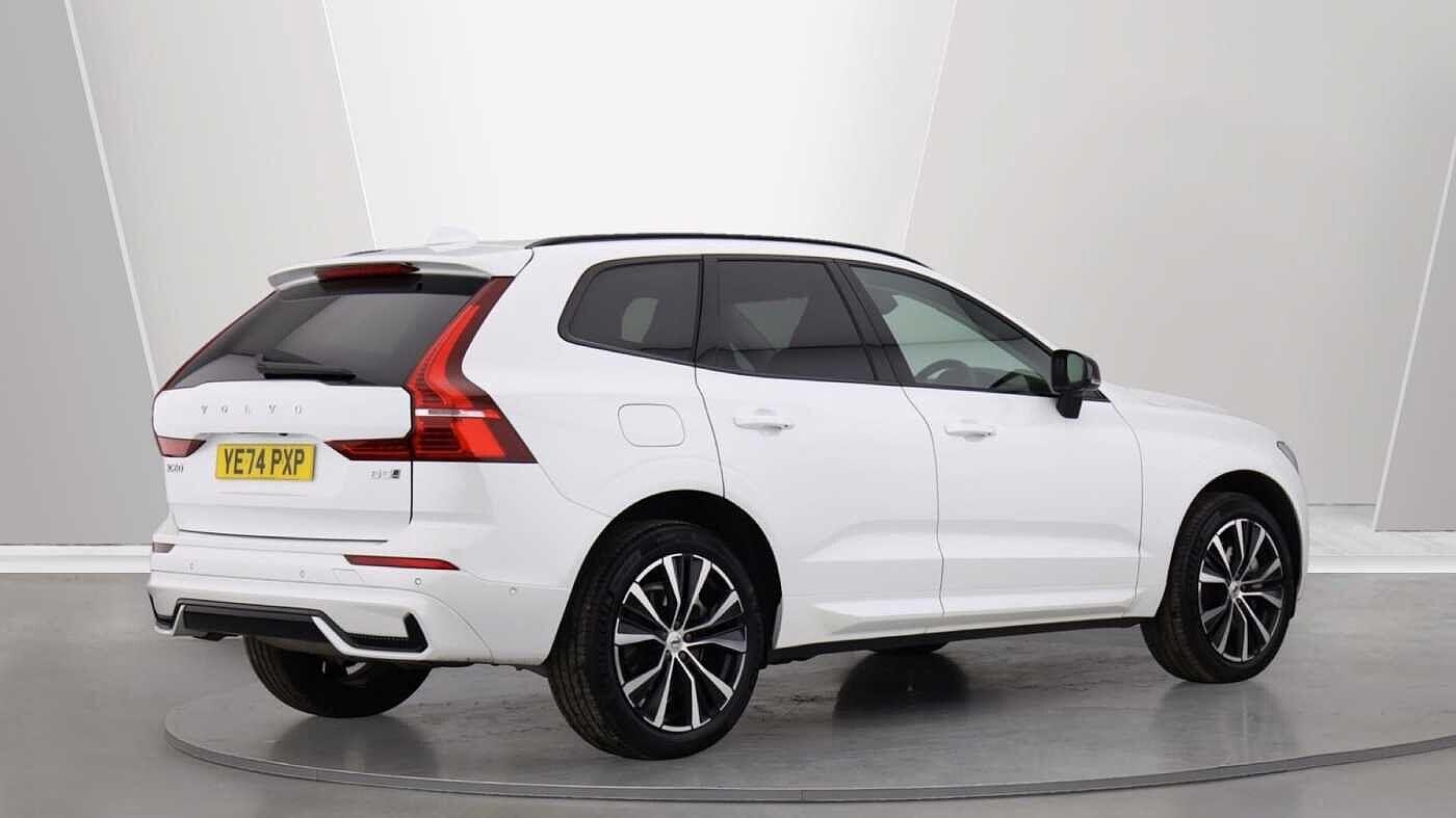 Used Volvo XC60 2024 for sale - 77358788: Photo 2
