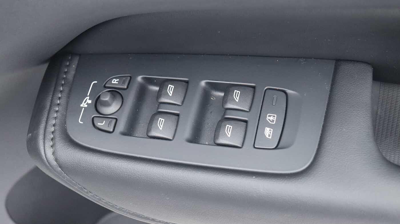 Used Volvo XC60 2024 for sale - 77358788: Photo 25