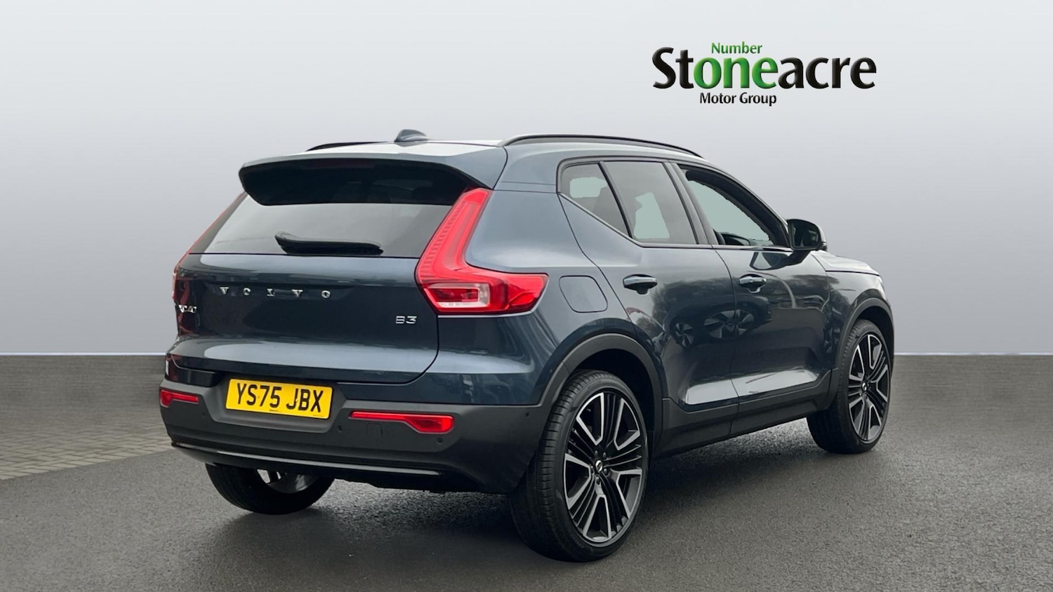 Used Volvo XC40 2025 for sale - 77440034: Photo 2