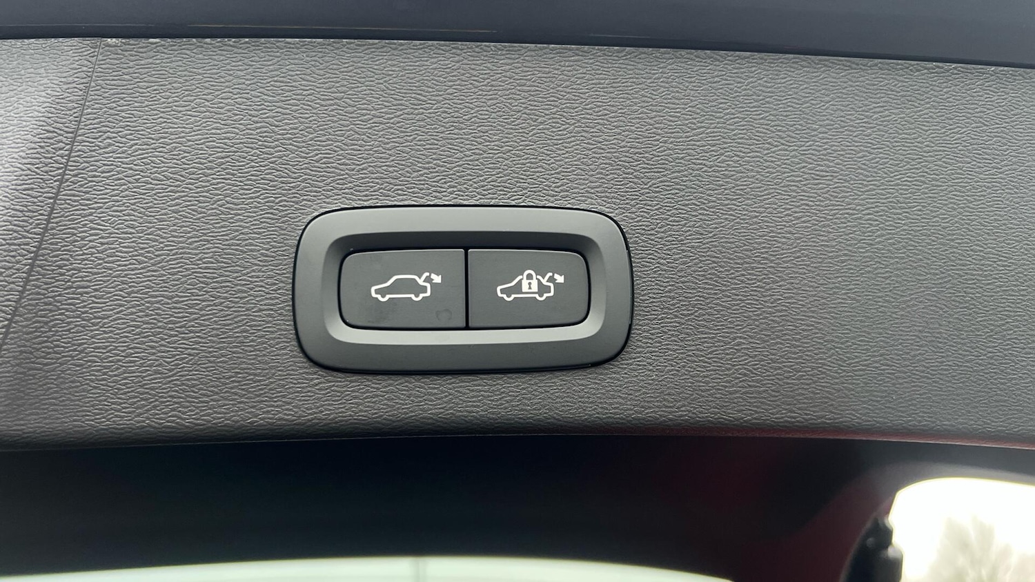 Used Volvo XC40 2025 for sale - 77440034: Photo 33