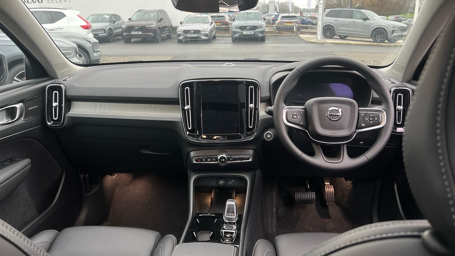 Used Volvo XC40 2025 for sale - 77440034: Photo 5