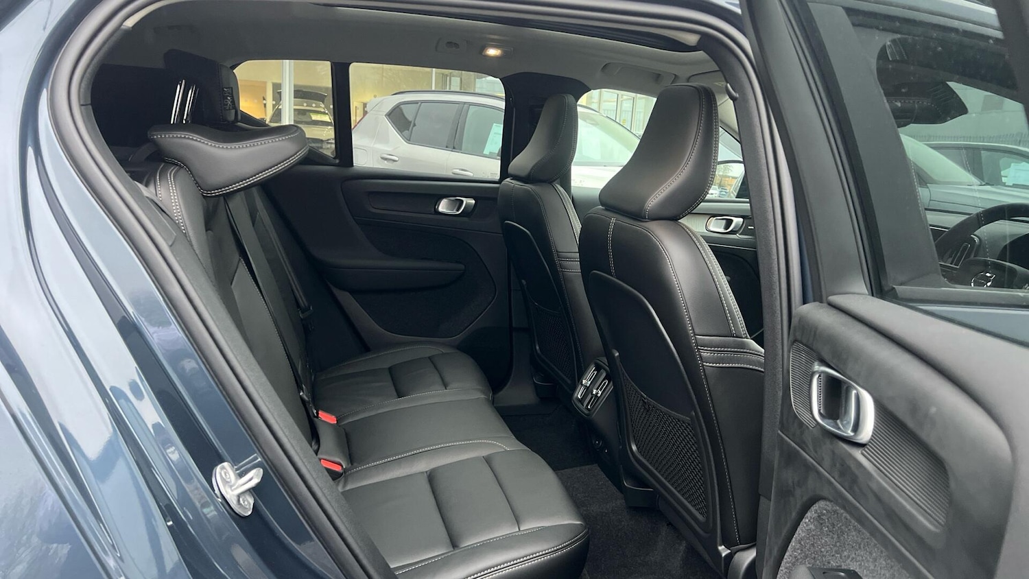 Used Volvo XC40 2025 for sale - 77440034: Photo 6