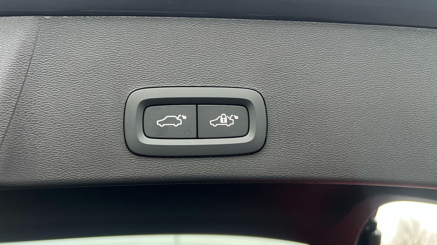 Used Volvo XC40 2025 for sale - 77440034: Photo 60