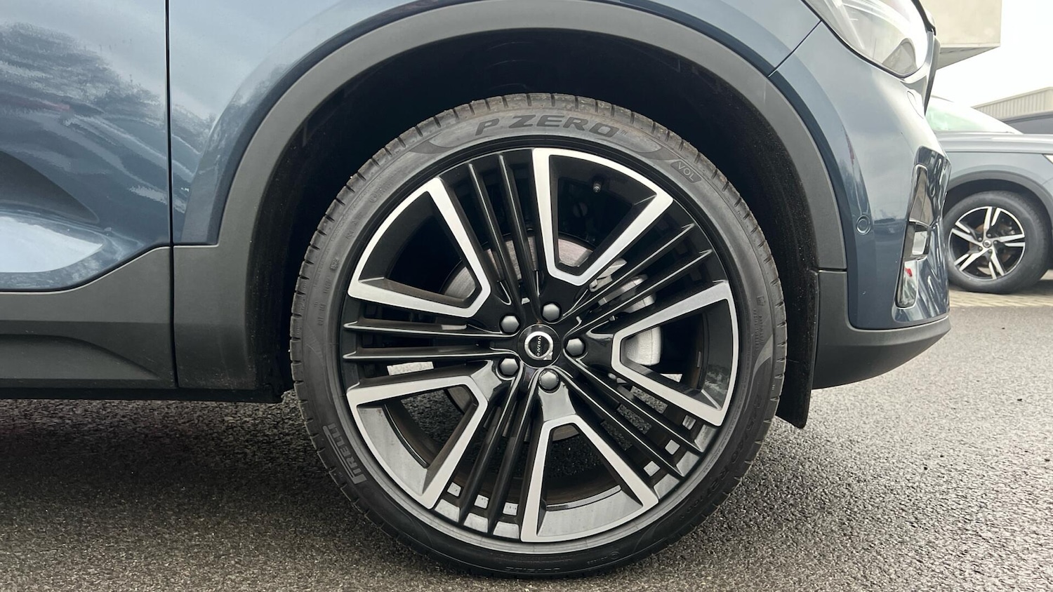 Used Volvo XC40 2025 for sale - 77440034: Photo 9