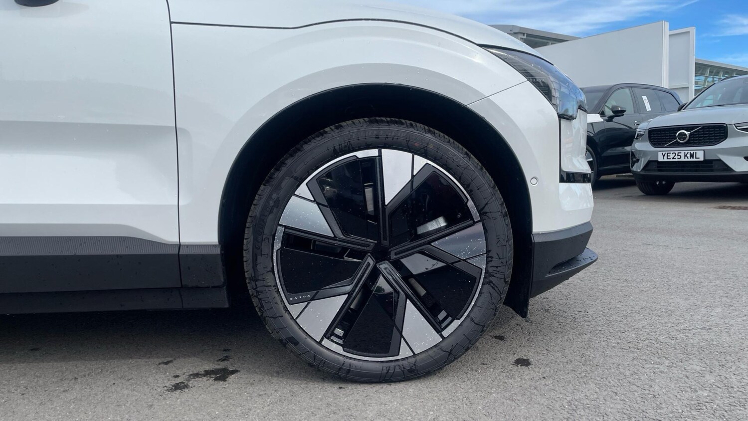 Used Volvo EX30 2025 for sale - 77345371: Photo 17