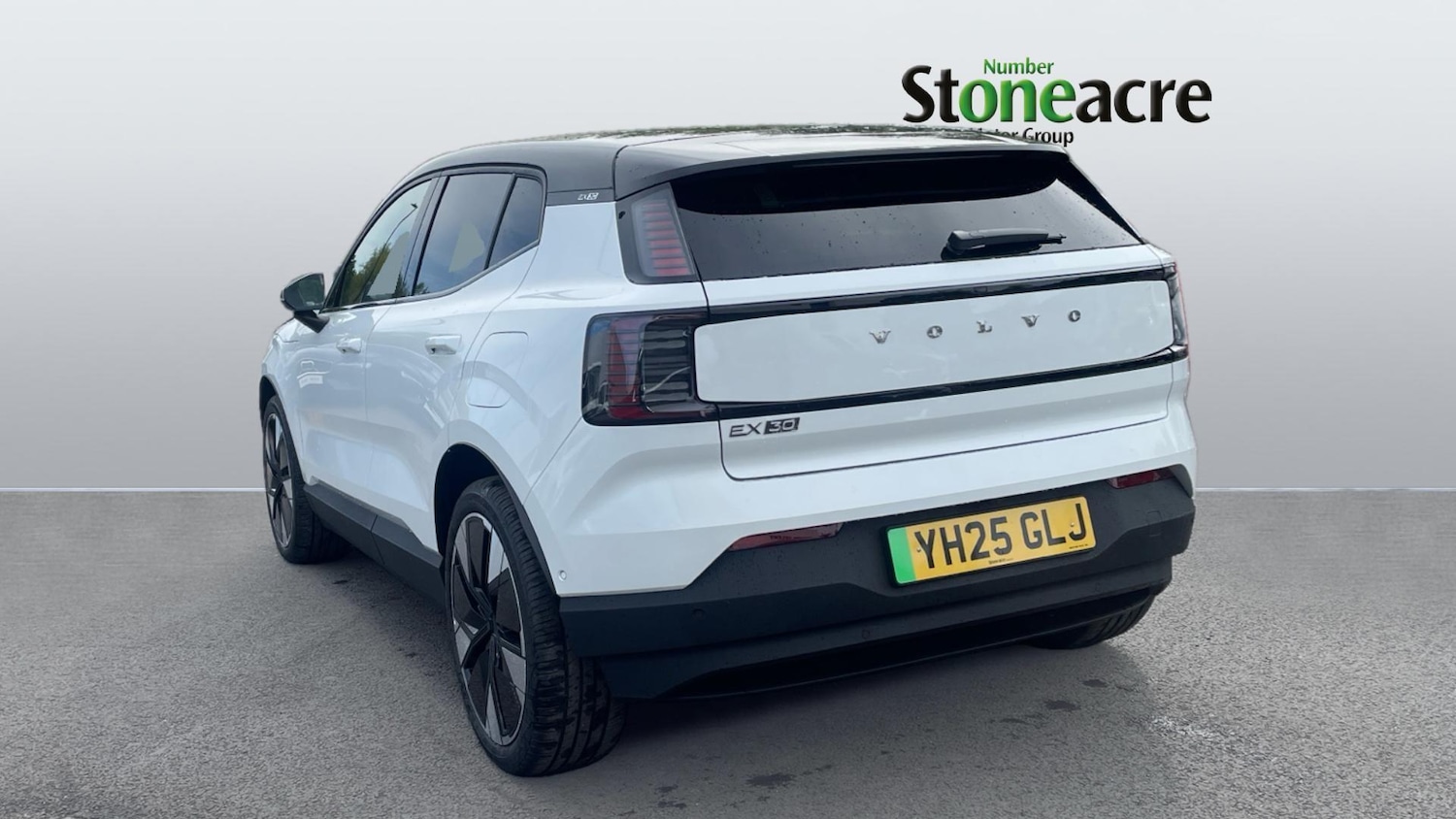 Used Volvo EX30 2025 for sale - 77345371: Photo 2