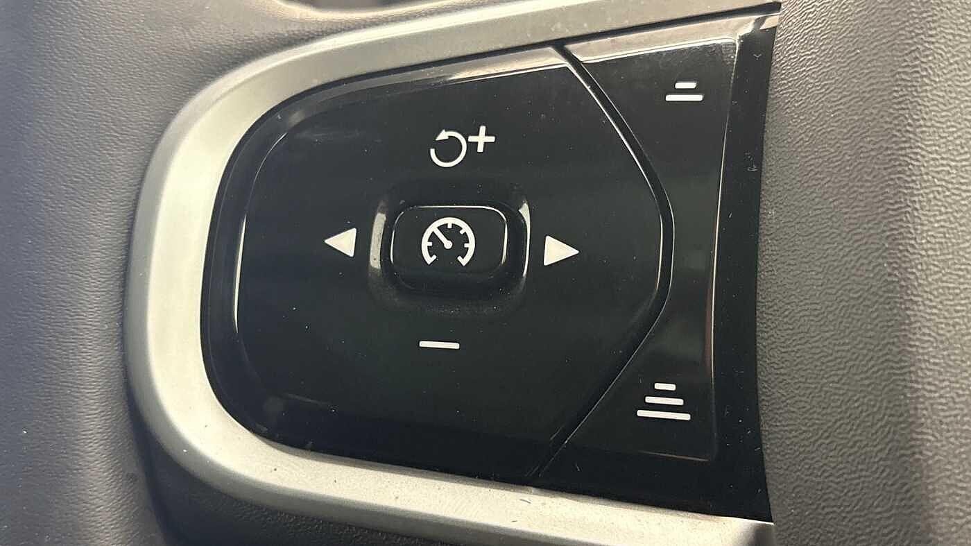 Used Volvo V60 2025 for sale - 77411136: Photo 31