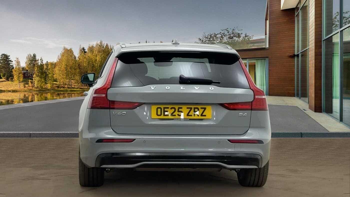 Used Volvo V60 2025 for sale - 77411136: Photo 4