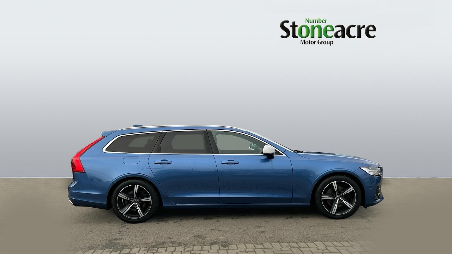 Used Volvo V90 2017 for sale - 77091157: Photo 3