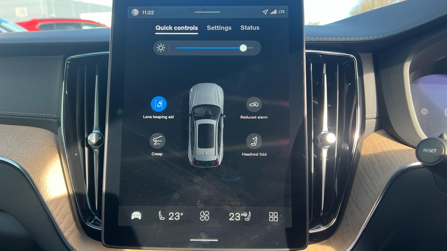 Used Volvo XC60 2025 for sale - 77598101: Photo 16