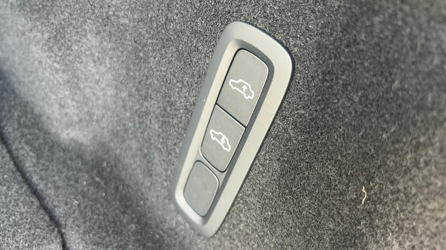 Used Volvo XC60 2025 for sale - 77598101: Photo 35