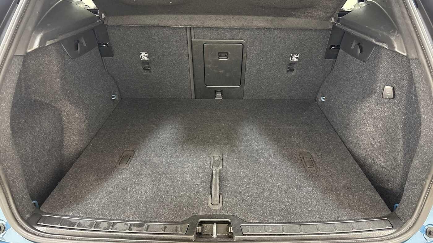 Used Volvo XC40 2025 for sale - 76513419: Photo 14