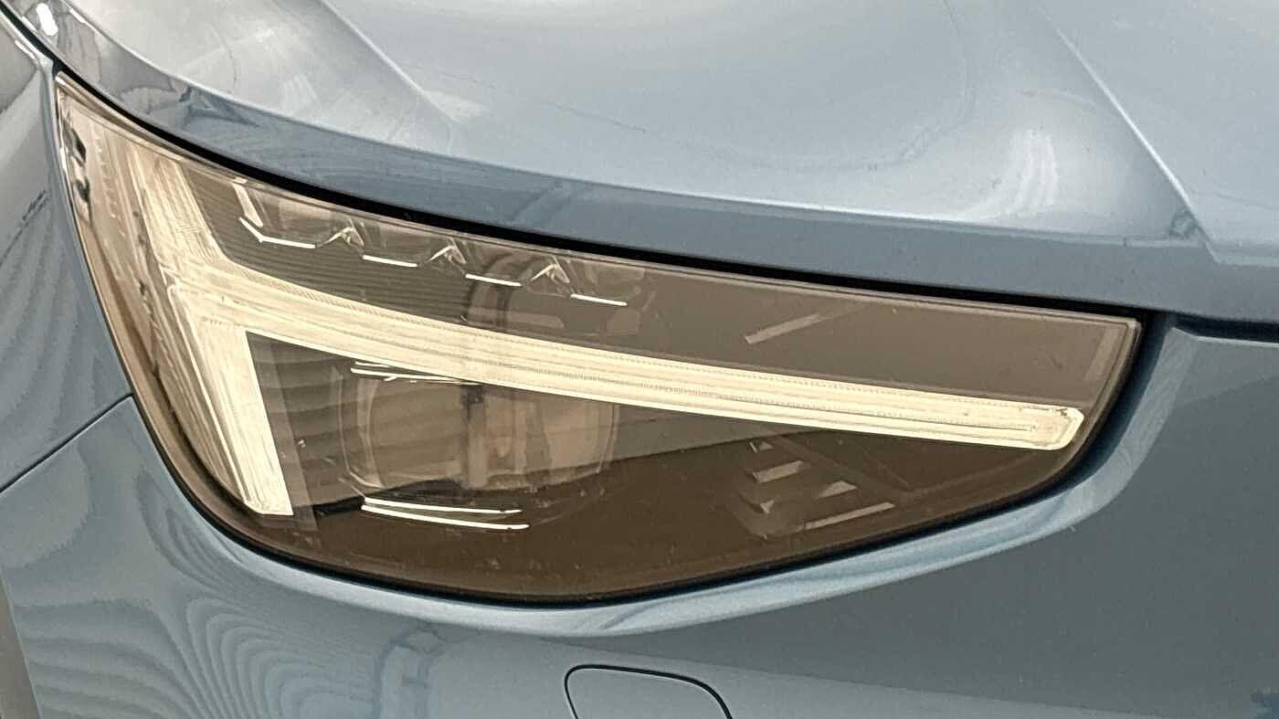 Used Volvo XC40 2025 for sale - 76513419: Photo 22