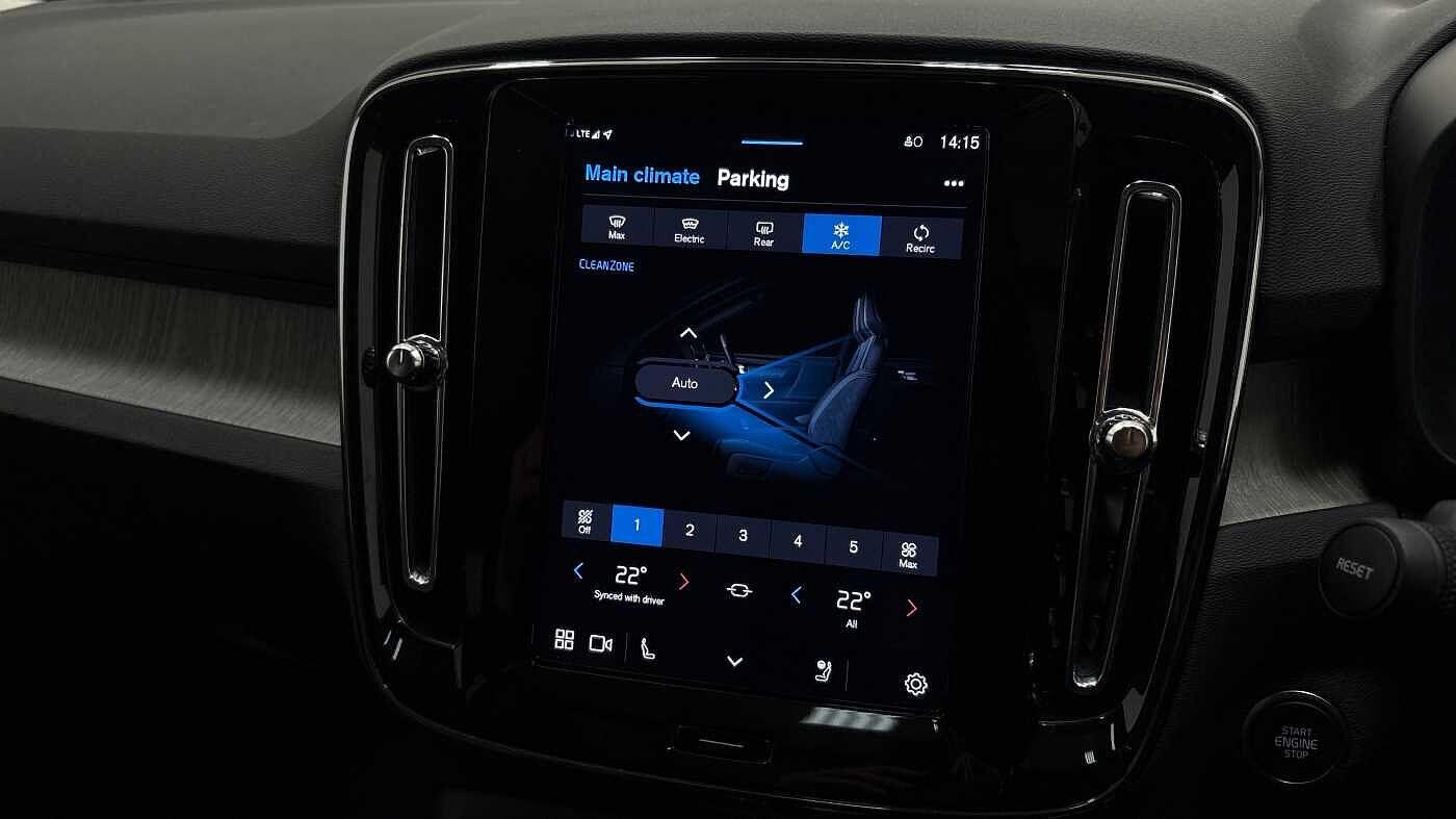 Used Volvo XC40 2025 for sale - 76513419: Photo 39