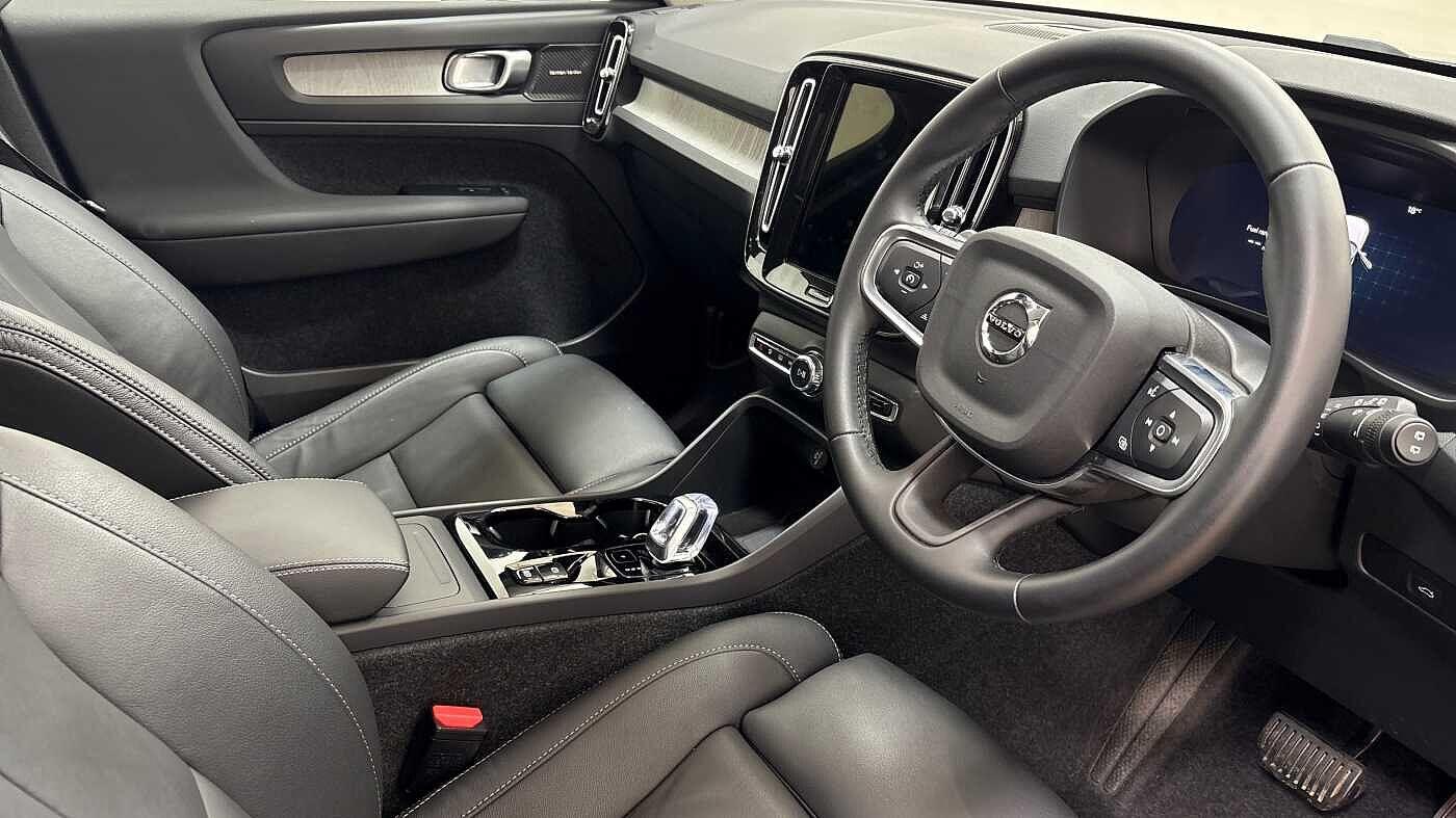 Used Volvo XC40 2025 for sale - 76513419: Photo 9