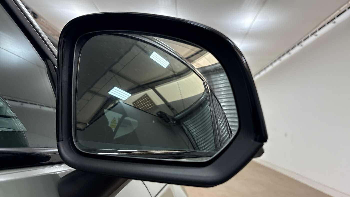 Used Volvo XC40 2025 for sale - 76912716: Photo 21