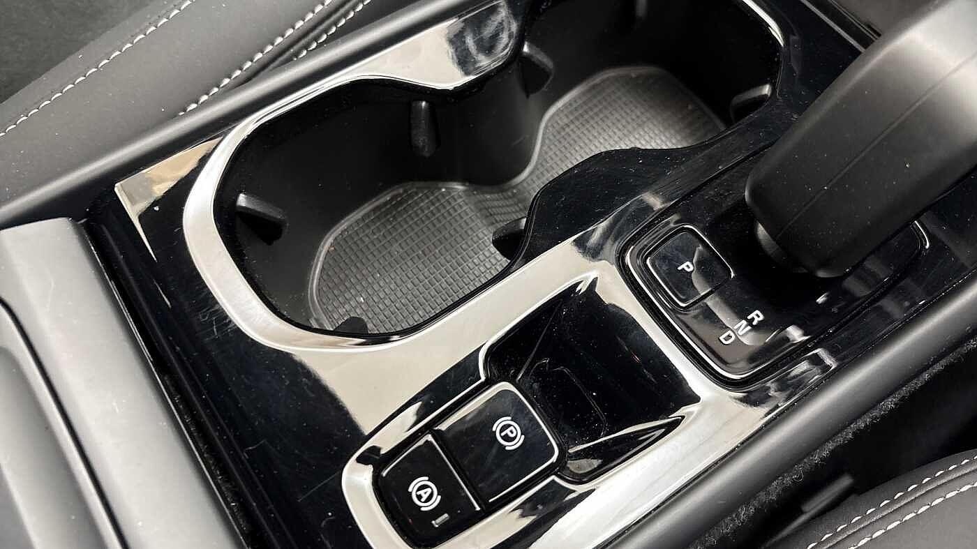 Used Volvo XC40 2025 for sale - 76912716: Photo 32