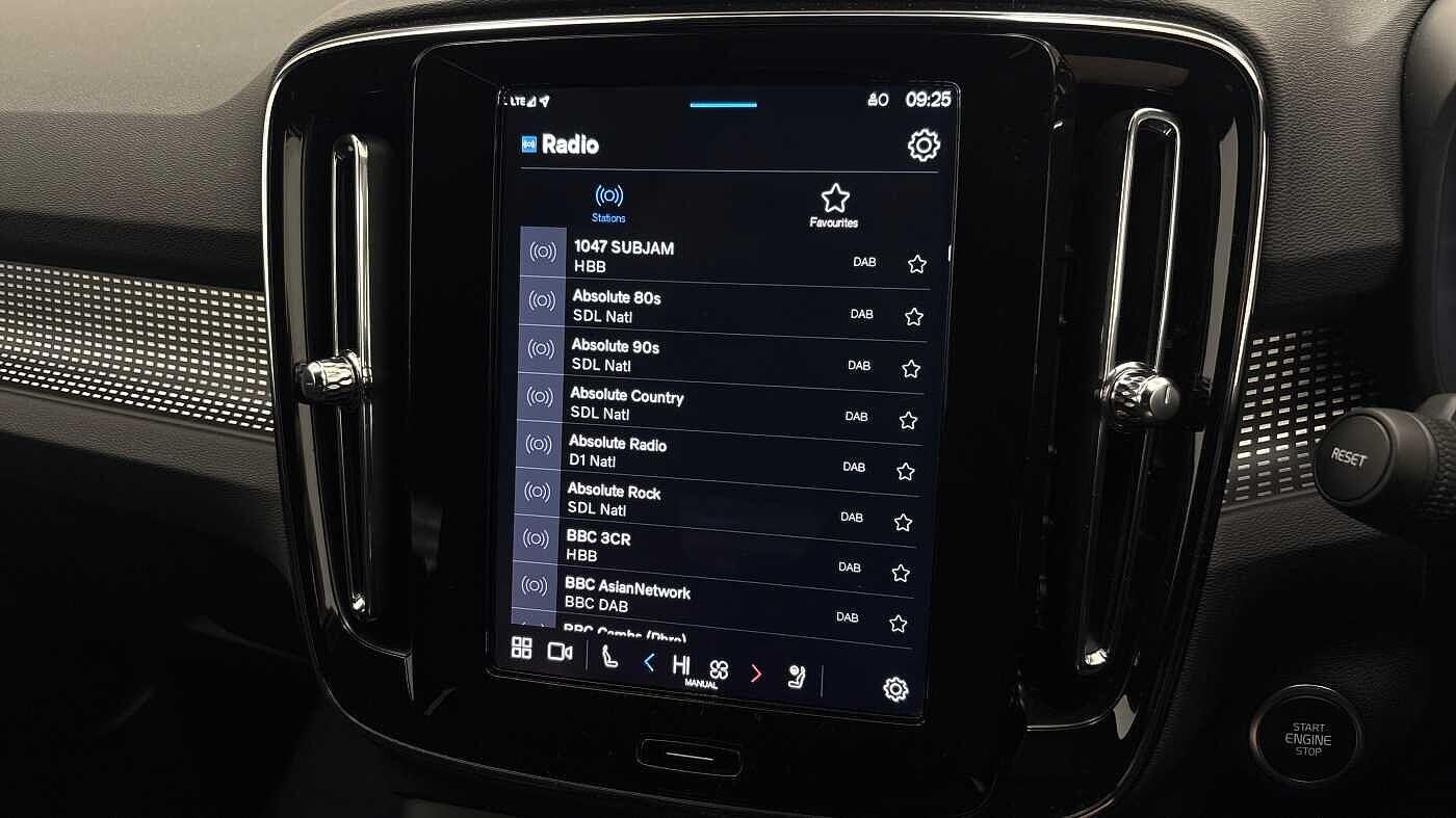 Used Volvo XC40 2025 for sale - 76912716: Photo 37