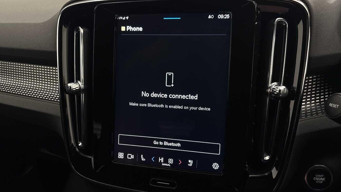 Used Volvo XC40 2025 for sale - 76912716: Photo 38