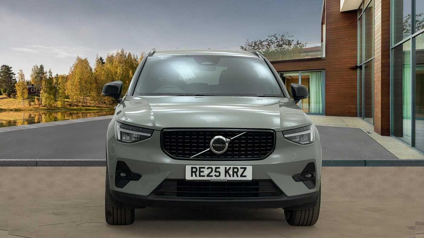 Used Volvo XC40 2025 for sale - 76912716: Photo 8