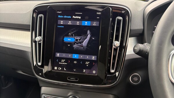 Used Volvo XC40 2022 for sale - 76179885: Photo 12