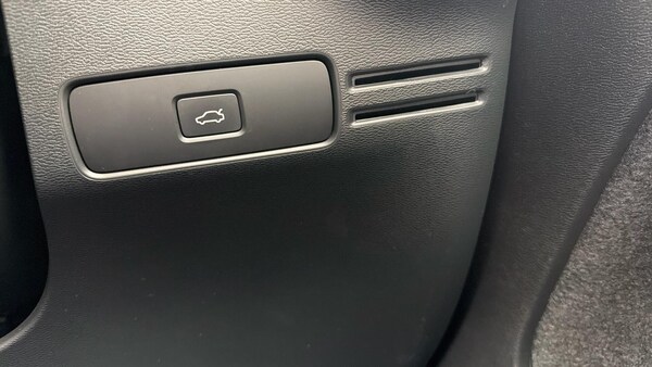 Used Volvo XC40 2022 for sale - 76179885: Photo 21