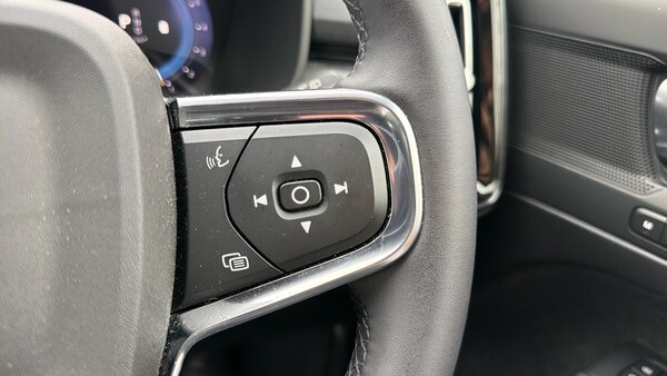 Used Volvo XC40 2022 for sale - 76179885: Photo 24